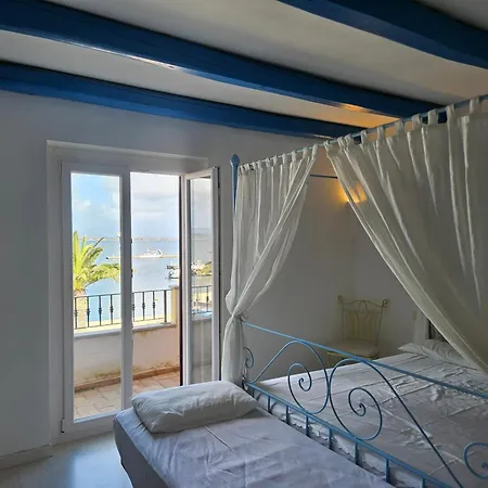 別荘 Una Terrazza Sul Mare SantʼAntìoco